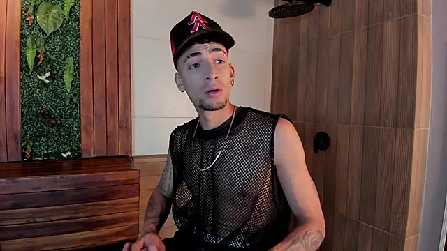 DrakeNeumann online show from March 9, 2025, 2:18 am