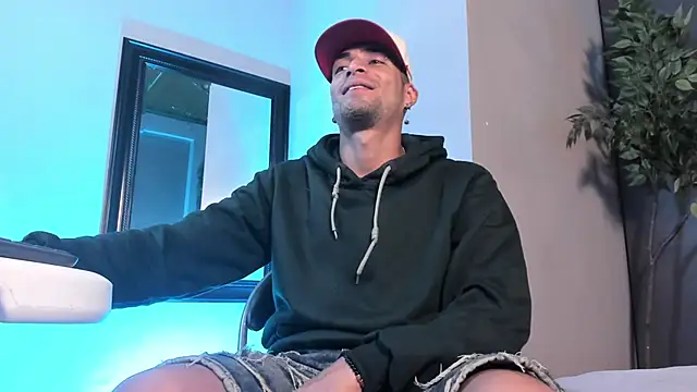 DrakeNeumann online show from April 1, 2026, 3:51 am