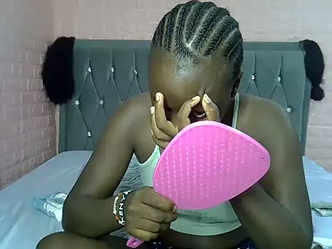Snapshot of sexybree_ chatting on June 7, 2026, 9:29 pm sexybree online show from June 7, 2026, 9:29 pm