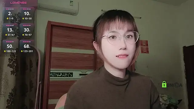 Lili 666 online show from January 10, 2025, 4:41 pm