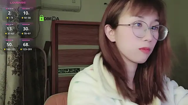 Lili 666 online show from February 4, 2025, 5:34 pm