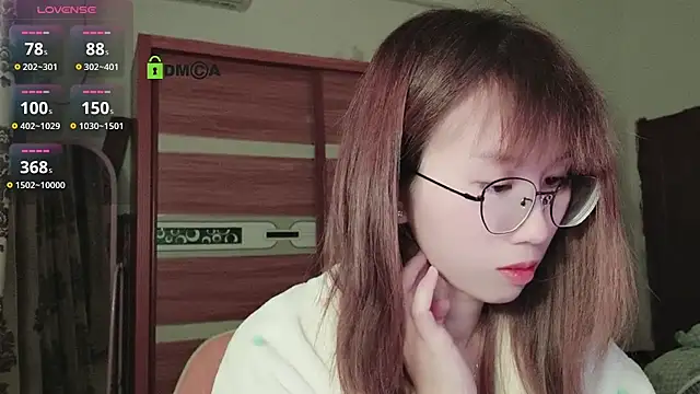 Lili 666 online show from February 14, 2025, 5:03 pm