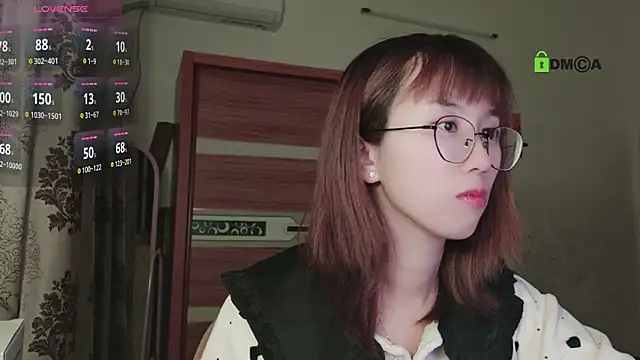 Lili 666 online show from February 22, 2025, 5:13 pm