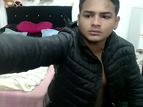 Boycuriousxxx online show from March 4, 2025, 11:08 am