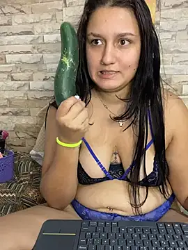 saray gomez22 online show from February 6, 2025, 2:11 am