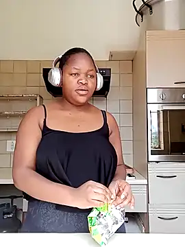 Sexymamibo online show from March 13, 2025, 11:41 am