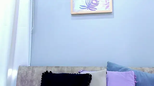 Miranda doll  online show from February 28, 2025, 12:09 pm