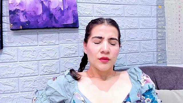 Snapshot of Miranda_doll_ chatting on June 3, 2026, 12:19 pm Miranda doll online show from June 3, 2026, 12:19 pm