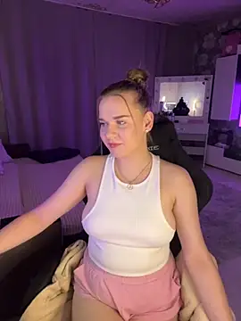 Lexi noah online show from September 20, 2025, 9:38 pm