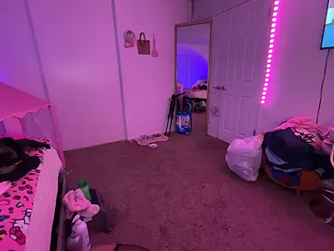 Onlypawzz online show from March 6, 2026, 9:17 am