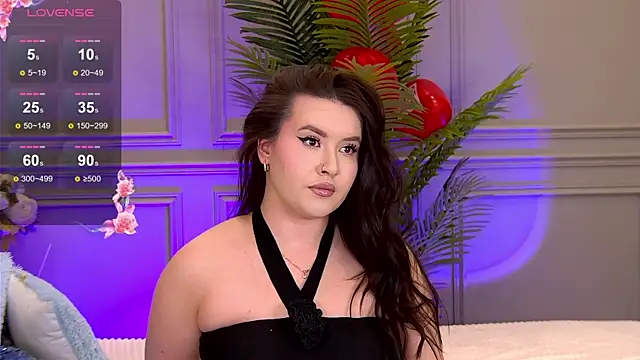 TrishaWinslet online show from February 19, 2025, 2:55 am