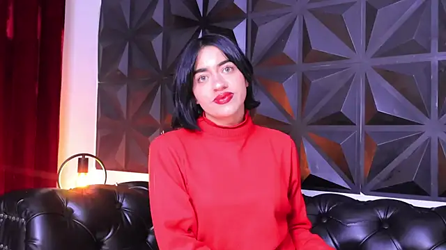 KasiaNoir  online show from February 22, 2025, 1:24 pm