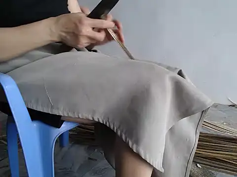 nolame18xxx online show from April 22, 2026, 7:33 am