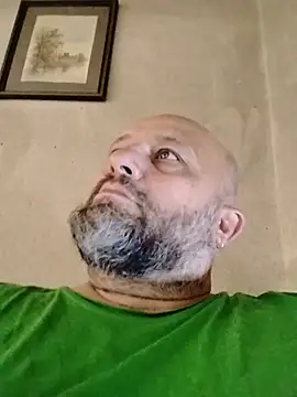 Snapshot of AlexandruCsaba chatting on July 14, 2026, 7:35 am AlexandruCsaba online show from July 14, 2026, 7:35 am