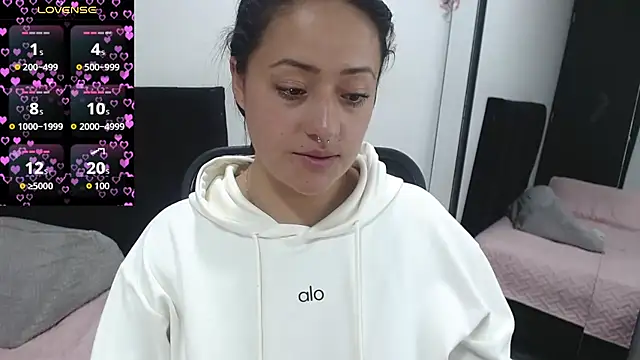 Snapshot of jjulietha95 chatting on October 23, 2025, 2:00 am jjulietha95 online show from October 23, 2025, 2:00 am