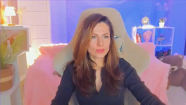 April o Nill online show from February 24, 2025, 1:53 pm