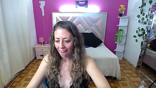 miss hanna07 online show from March 8, 2025, 6:37 pm