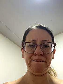 miss hanna07 online show from October 7, 2025, 11:18 am