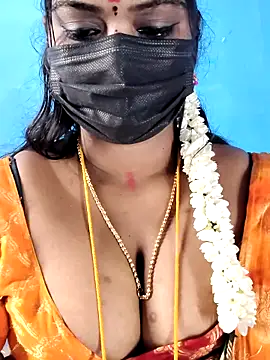 mayaa2u online show from May 10, 2026, 3:55 am