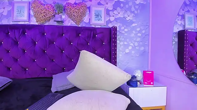 diosa cristal online show from March 23, 2025, 12:26 am