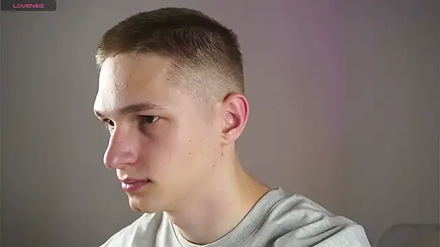 dustyn fox online show from March 14, 2025, 6:07 pm