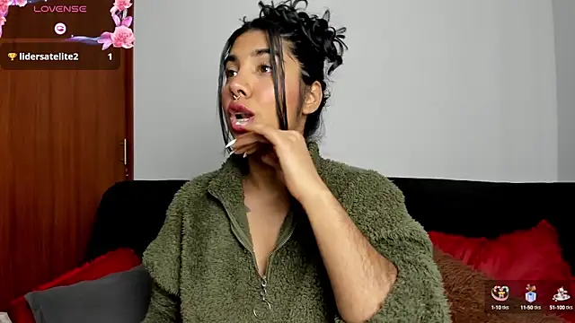 jasmine bunny  online show from January 23, 2025, 6:14 pm