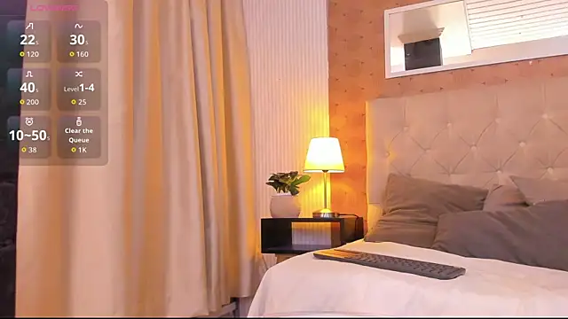 zoe alanaa online show from October 19, 2025, 8:15 am