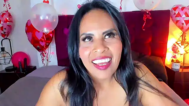 Anthonelaa   online show from February 13, 2026, 8:27 pm