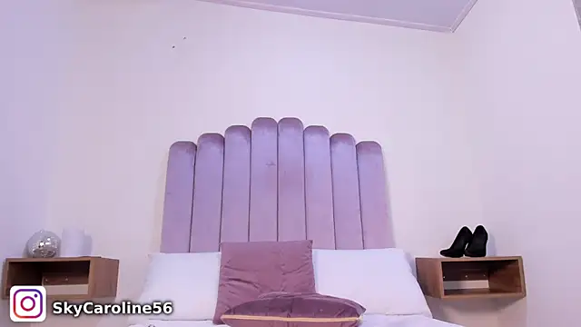 sky caroline online show from February 15, 2025, 2:33 pm