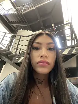 Effy Bonny online show from February 17, 2025, 5:32 pm