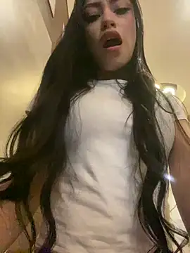 Effy Bonny online show from March 1, 2025, 8:31 pm