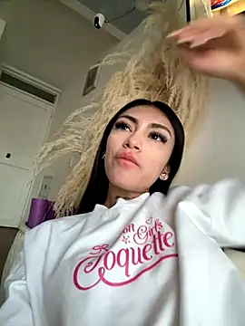 Effy Bonny online show from October 31, 2025, 10:22 pm