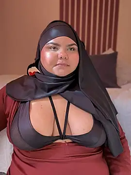  Shara Handal  online show from February 13, 2025, 2:09 pm