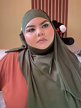  Shara Handal  online show from February 16, 2025, 12:54 pm