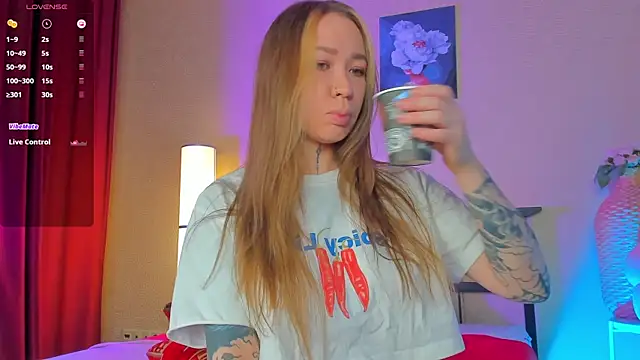 Snapshot of _VASILISSA_ chatting on July 25, 2026, 11:35 pm VASILISSA online show from July 25, 2026, 11:35 pm