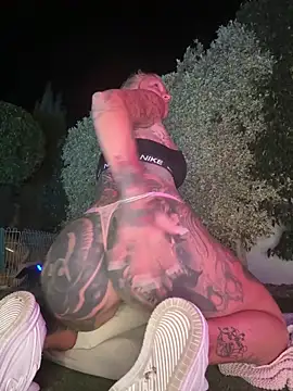 redNatified online show from October 5, 2025, 6:06 pm