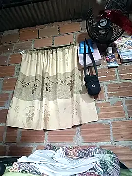 sexy-latin10 online show from February 14, 2026, 12:13 pm