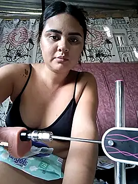 sexy-latin10 online show from April 18, 2026, 7:58 pm