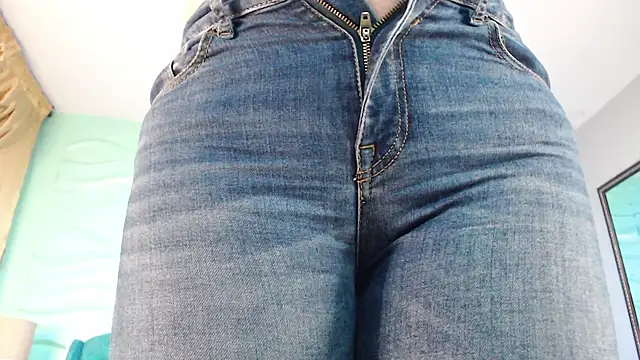 Snapshot of BarbaraTyleer chatting on February 20, 2025, 4:46 pm BarbaraTyleer online show from February 20, 2025, 4:46 pm