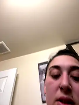 ThicBunz online show from October 13, 2025, 2:39 pm