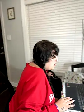 ThicBunz online show from October 27, 2025, 4:00 pm