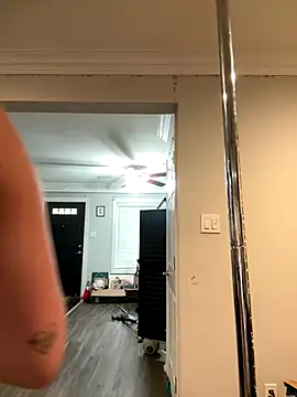 ThicBunz online show from November 25, 2025, 5:24 pm