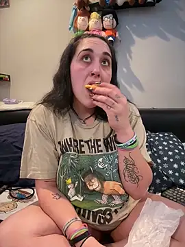 ThicBunz online show from March 3, 2026, 10:37 pm