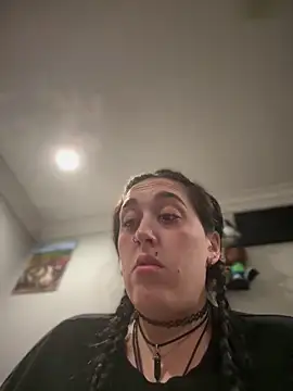 ThicBunz online show from April 19, 2026, 3:06 am