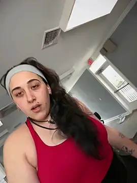 ThicBunz online show from April 21, 2026, 4:12 pm