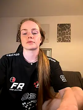 Piinkpandora online show from September 10, 2025, 5:46 pm