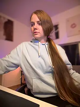 Piinkpandora online show from March 9, 2026, 9:19 pm