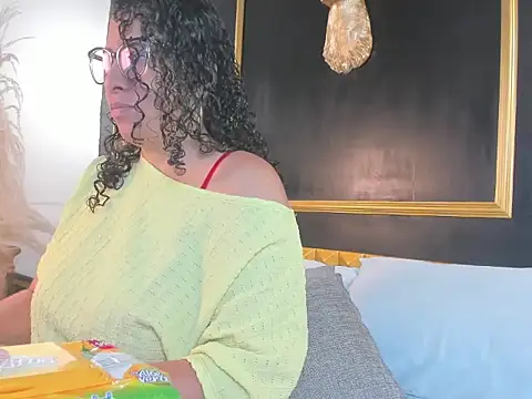 aixa 15 online show from October 3, 2025, 12:13 pm