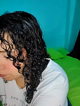 Snapshot of aixa_15 chatting on April 28, 2026, 12:10 pm aixa 15 online show from April 28, 2026, 12:10 pm