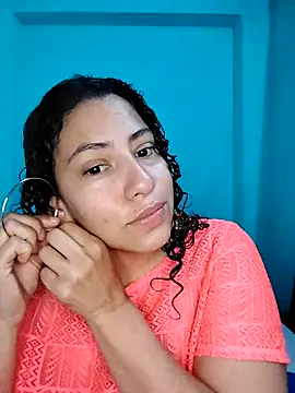 Snapshot of aixa_15 chatting on May 12, 2026, 12:13 pm aixa 15 online show from May 12, 2026, 12:13 pm